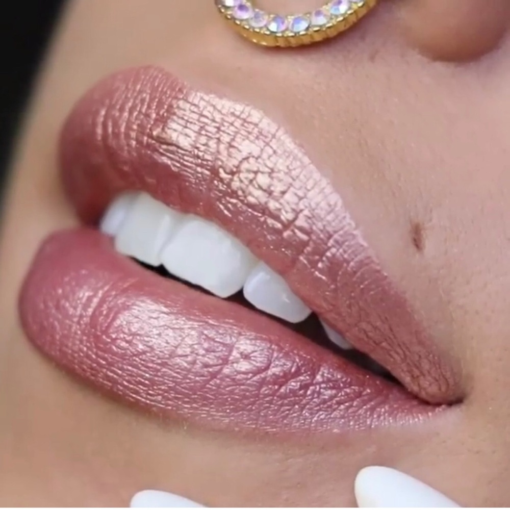🎉HP🍹NEW ABH MAI TAI Mini Metallic Liquid Lipstick - Picture 6 of 8